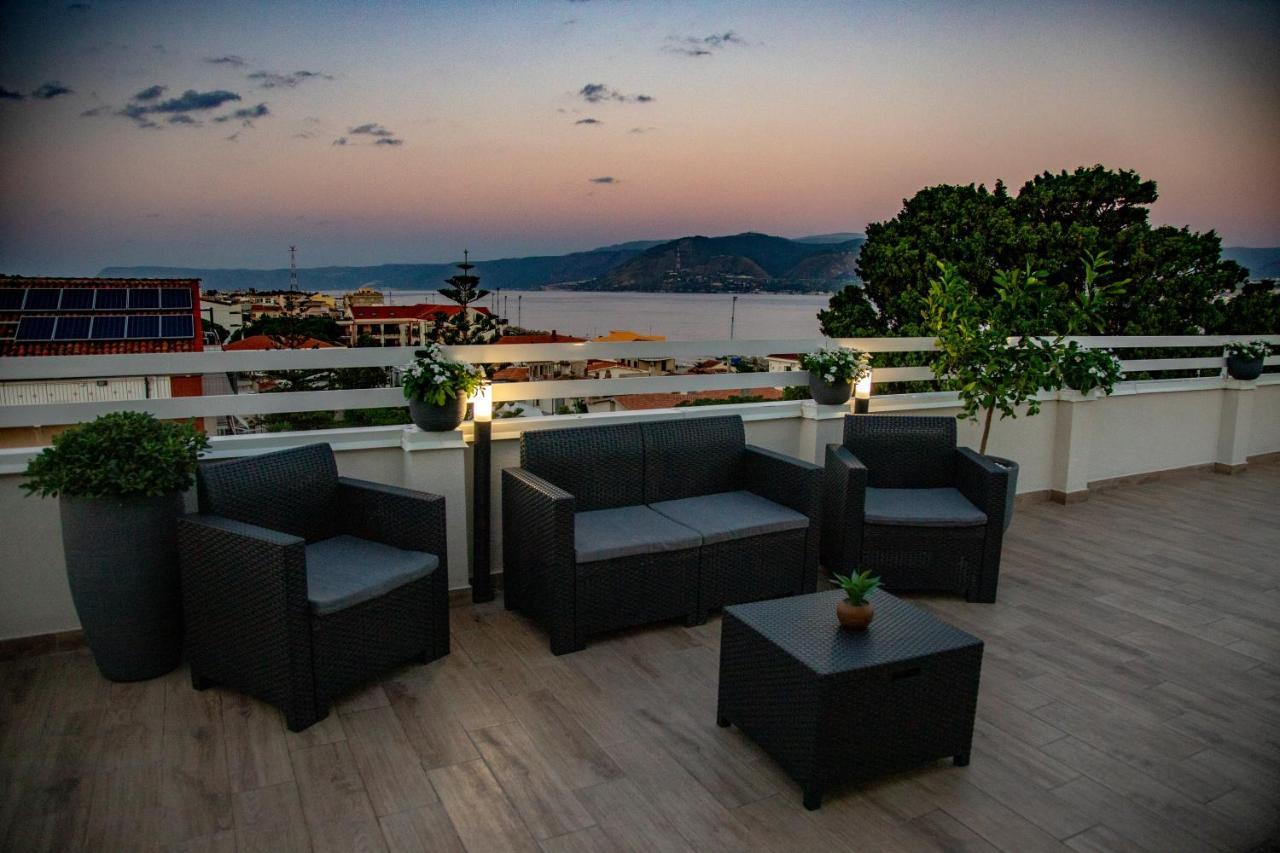 Operaprimasuite Messina Exteriör bild